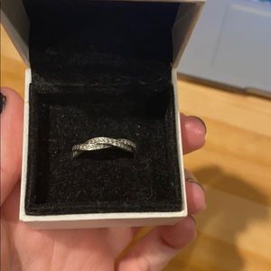 Pandora love twist ring